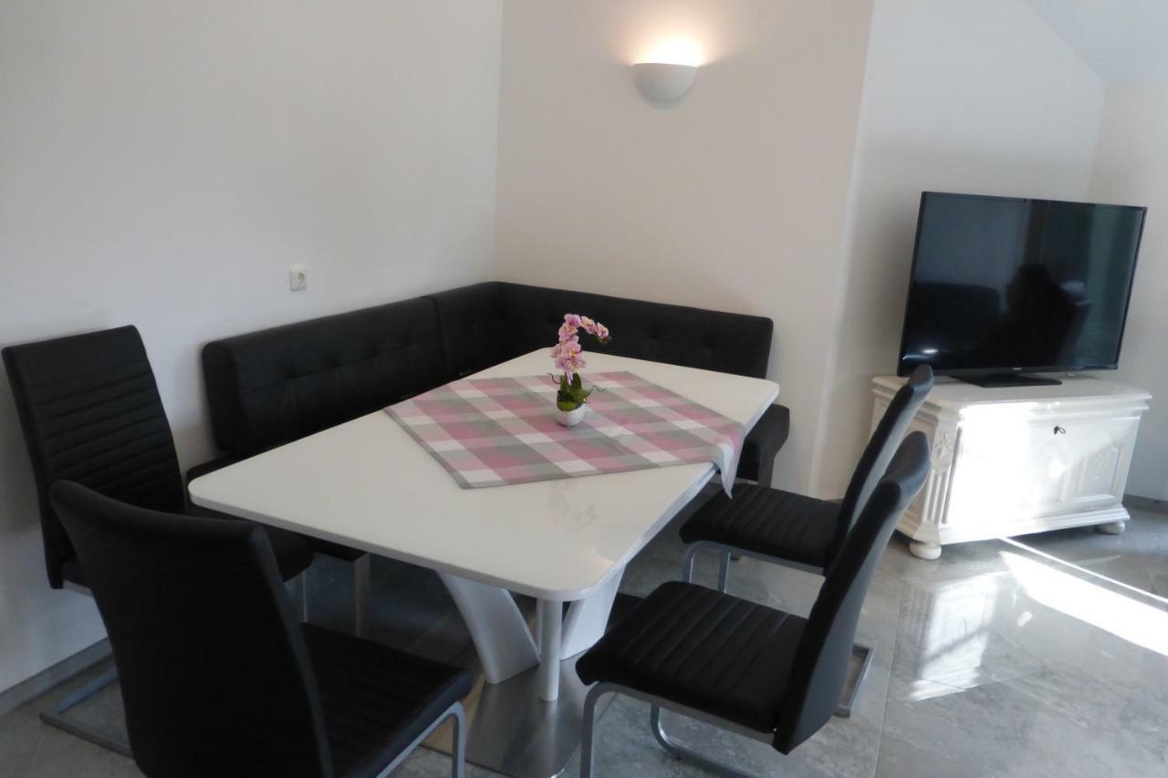רוטגן Ferienwohnung Am Groelisbach מראה חיצוני תמונה